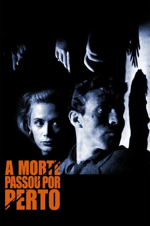 Poster for A Morte Passou Por Perto