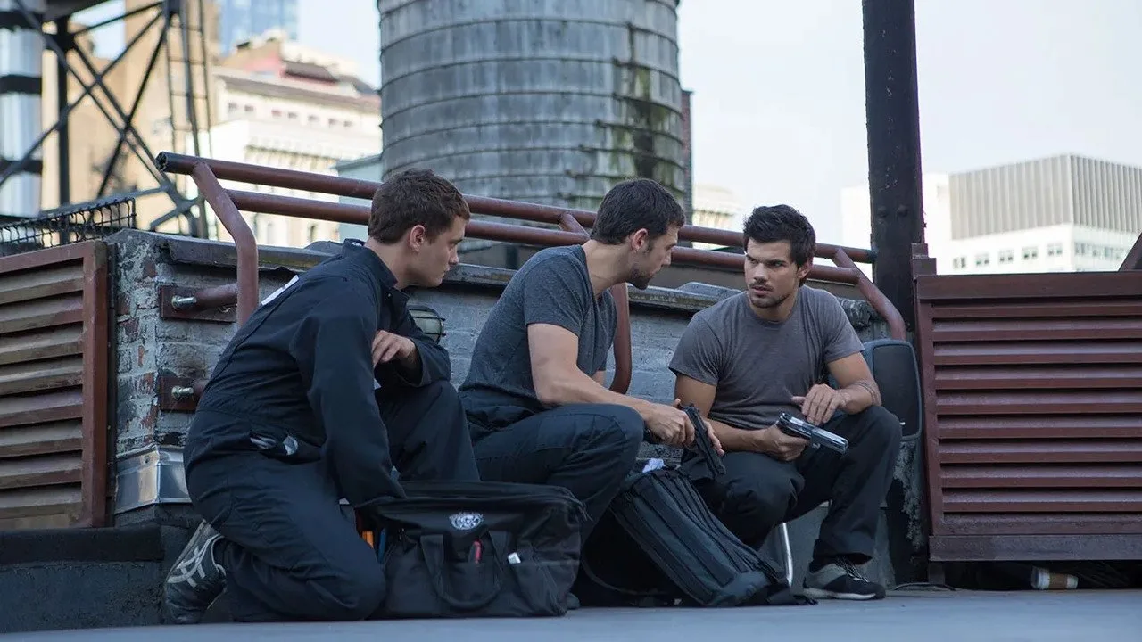 Scene from Tracers