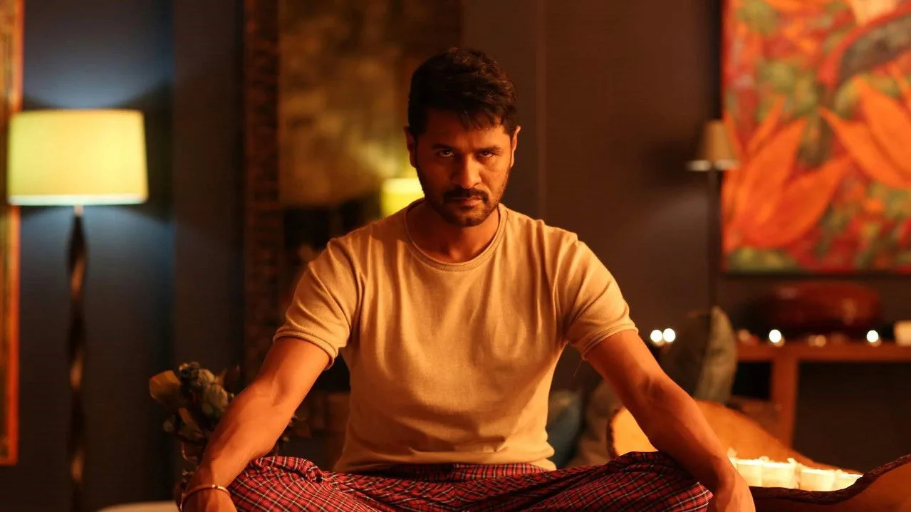 Escena de Devi 2