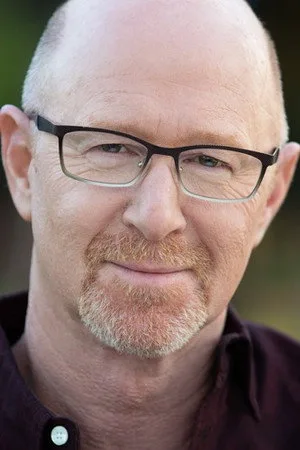 Photo of Aaron Lustig