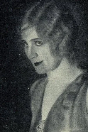 Photo of Agnes Straub