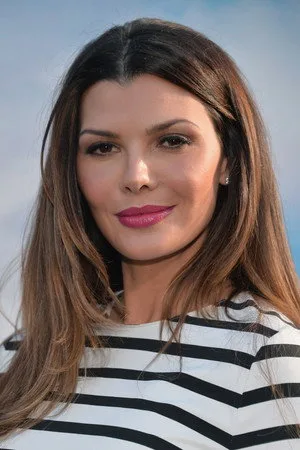 Photo of Ali Landry