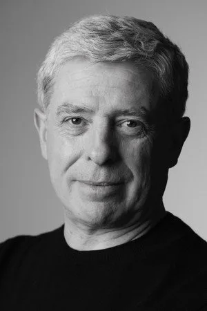 Photo of Andrew Bennett