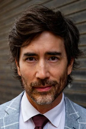 Photo of Andrew Roach