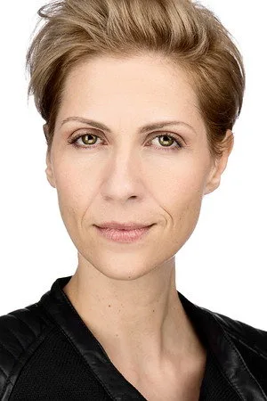 Photo of Anne Beyer