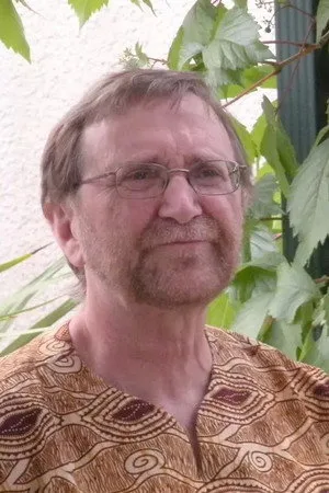 Photo of Bernard Roué