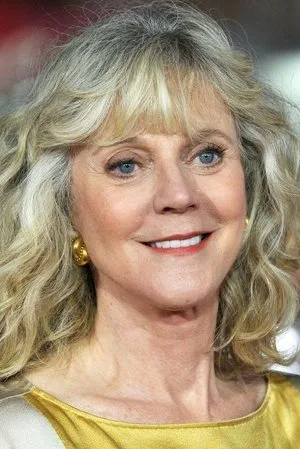 Photo of Blythe Danner