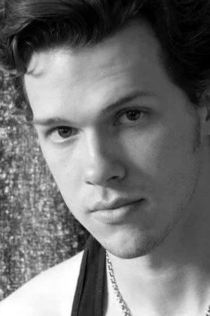 Photo of Devon Alan