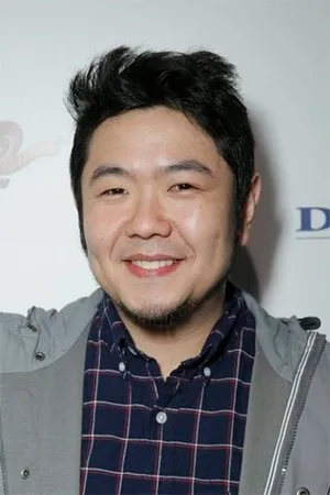 Photo of Eric Bauza