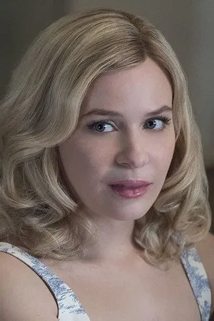 Photo of Isabelle McNally