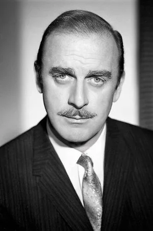 Photo of John Dehner