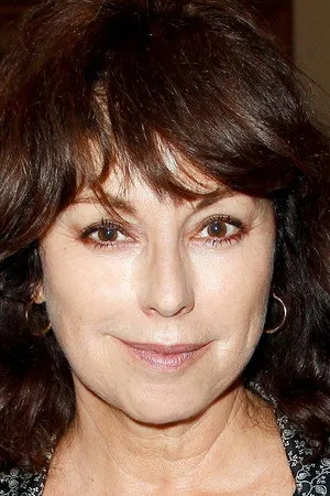 Photo of Julie Arnold