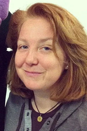 Photo of Lara MacLean