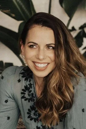 Photo of Laura Bailey