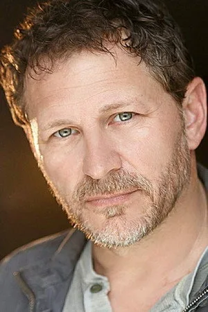 Photo of Lee Stringer