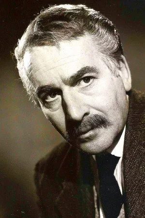 Photo of Leonard Sachs