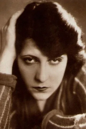 Photo of Lissy Arna