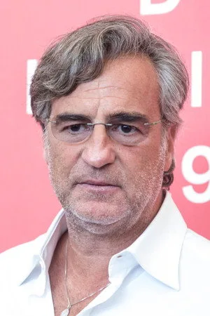Photo of Max Tortora