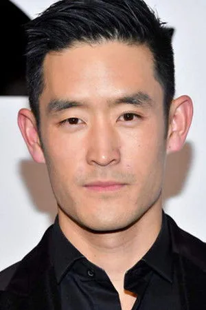 Photo of Mike Moh