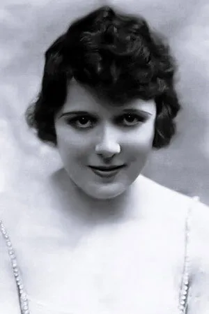Photo of Nell Craig