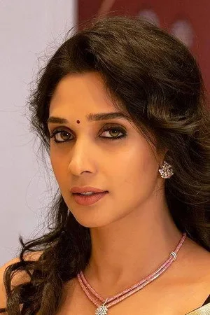 Photo of Nyla Usha