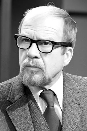 Photo of Olaf Pooley