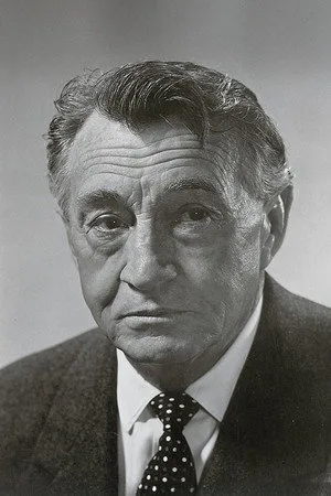 Photo of Paul Fix