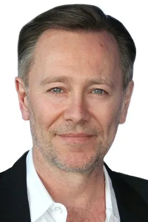 Photo of Peter Outerbridge