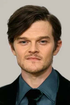 Photo of Robert Aramayo