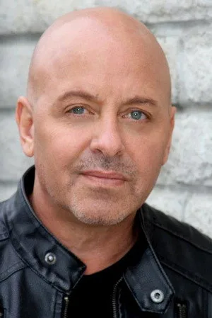 Photo of Ron Thomas