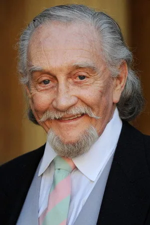 Photo of Roy Dotrice