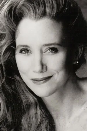 Photo of Sally Kirkland