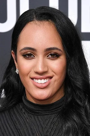 Photo of Simone Johnson