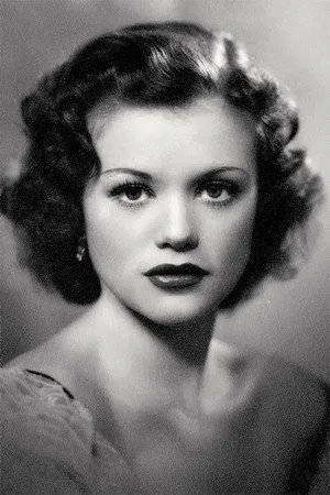 Photo of Simone Simon