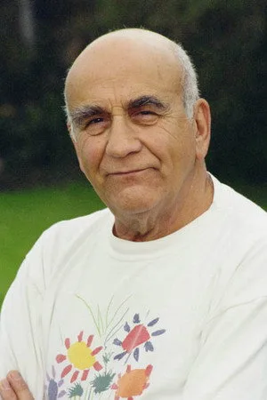 Photo of Warren Mitchell